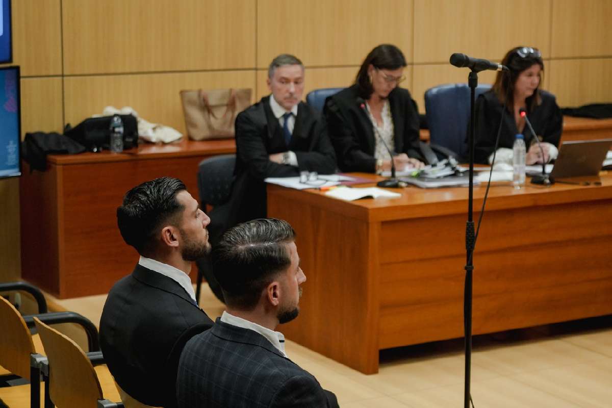 塞维利亚租借性侵被判刑前锋拉法·米尔至希腊阿里斯