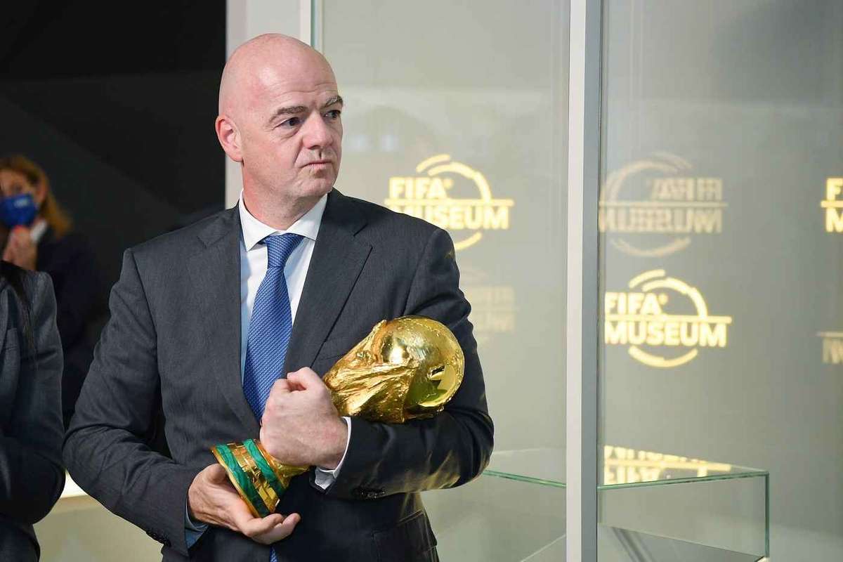 曝因凡蒂诺以世界杯决赛主办权换摩洛哥支持,FIFA主席深陷危机