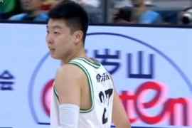 敢于出手！俞泽辰替补26分钟 12中5&三分7中3拿到14分2板