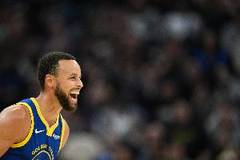 人来疯！本赛季库里4次出战全美直播比赛保持全胜 其余比赛4胜5负