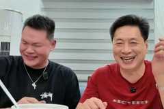 不是一瓶量？李春江to朱芳雨：现在我喝不过你 以前也喝不过你