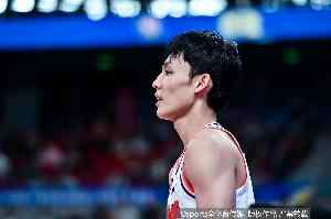 媒体人：徐杰体测负重深蹲25次 崔永熙30次