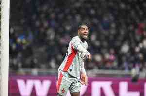 记者:切尔西有意米兰门将迈尼昂,尤文也将参与竞争