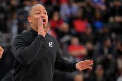 泰伦·卢：我仍然觉得球队没事 &我从未经历过那种情况