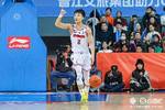靠三分拉开比分！广东全场三分37中15&命中率40.5% 徐杰9中7