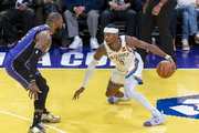 小里:外界习惯了詹姆斯的伟大 就像有人觉得SGA没30+就是表现糟