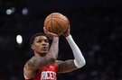 现在不管谁防都能拔起投中距离?小贾:这一直是我比赛的一部分