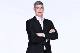 聘请外籍主教练!深圳期待的不仅是季后赛席位 更要重塑球队气质