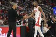 三分35中19!乌度卡:他们会盯紧杜兰特 球传到合适位置就有空位