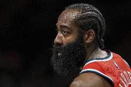 战旧主！哈登半场10中4拿到11分2板3助2断 三分6中2