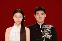 ?恭喜！成都蓉城后卫韩鹏飞在圣诞节与爱人领结婚证