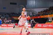 打得不错！陈林坚半场9中5拿到11分1板2助2断