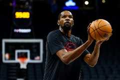 杜兰特谈NBA杯:刚开始有点奇怪但已适应 重要的是球迷是否喜欢