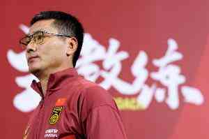邵佳一：新人国脚完全符合国足要求 我20岁时上场不多也进了国足