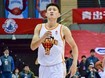 力战旧主！周鹏替补25分钟8中5拿到14分 三分7中4