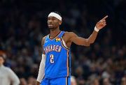 小米切尔：和SGA一起打球太轻松了 空位时他能传球也能自己攻