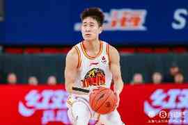手感不在线！姜伟泽出战35分钟 15投仅4中&三分8中2