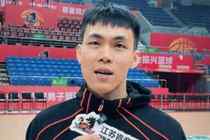 大家好 我是江苏男篮庞峥麟 感谢吧友的全明星投票 我会继续拼搏