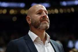 开拓者GM：不担心新老板上任后自己是否留任 先做好自己的工作