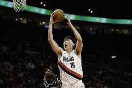 媒体人:瀚森虽拿了两双但说实话打得真挺差 就在G联盟多练练吧