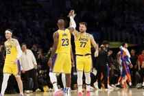马健：湖人比火箭更啃老 东契奇忙着和裁判较劲&里夫斯状态要调整
