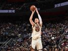 队记:勇士和波尔津吉斯双方均有意向达成一份新的续约合同
