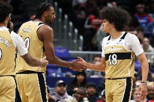 浓眉:我进NBA时现在的队友们才4-5岁 终于体会到老詹的感受了