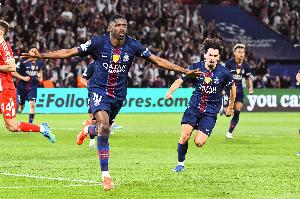 意媒:巴黎和拜仁踢出5-4而米兰和尤文踢0-0,我们在折磨足球