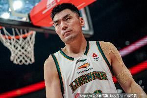 媒体人:辽宁阵容不再豪华 李晓旭坚持这一个赛季其实格外不易