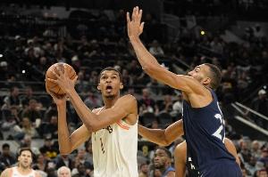 NBA彩经:残阵出击!森林狼客场力拼马刺