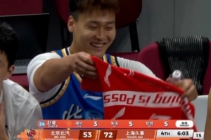 不是,哥们……这对吗?