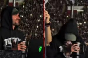 距世界杯半个月!德保罗被拍到疑似在演唱会吸食电子烟,引发争议