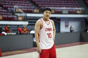 敢打敢拼能里能外!王俊杰NCAA归来表现不俗 场上表现自信效率高