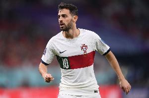 每体:B席的下一站不一定是巴萨,马竞正在全力争取签下他