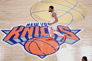 铁林:若尼克斯夺冠 唐斯的历史地位将比肩小加索尔&不及浓眉