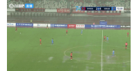 足球→水球?足协杯苏州东吴vs云南玉昆，雨势过大场内积水严重