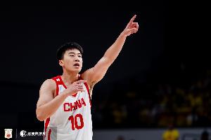 媒体人:王俊杰已锁定未来10年在国家队的地位 曾凡博受困于伤病