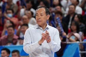 解说:脓包是许利民气头上的表达 北京队员有羞耻心没有想躺平的