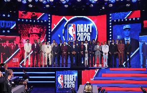 NBA选秀次轮:火箭次轮状元选小钢炮 森林狼选小绿屋射手