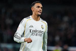 小雷:所有人都猜到詹姆斯会受伤,现在看图赫尔不带阿诺德是错误