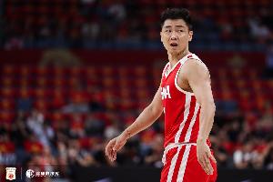 媒体人:高诗岩在国家队出力又不讨好 还被网暴 你说他图啥呢?