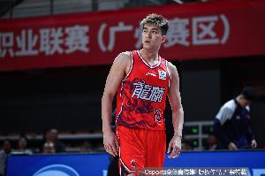 媒体人：广州男篮不续约郭艾伦 后者现在最重要的是恢复100%健康